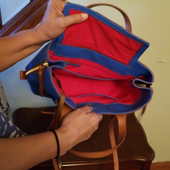 Blue and brown Dooney & Bourke bag - Picture 2 of 4